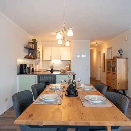 Haus-ostseeapartments-am-fehmarnsund-wohnung-24-suedstrandblick *